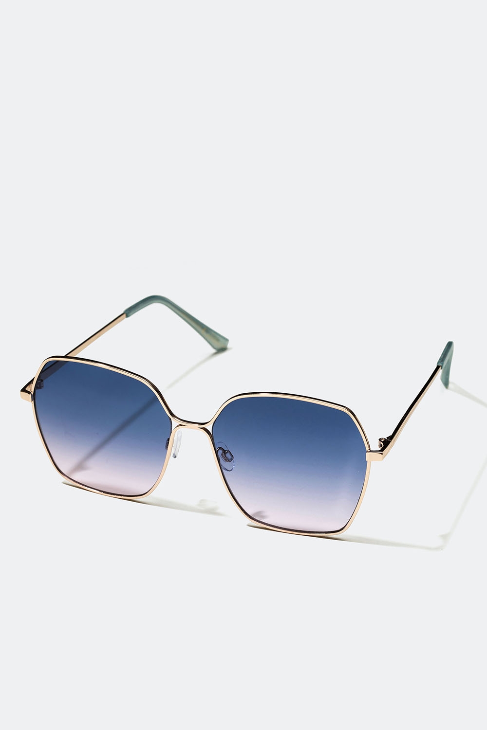 Oversize solbriller med blå glas i gruppen Accessories / Solbriller hos Glitter (176001147100)