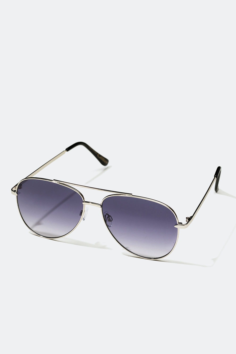Pilot solbriller med tonede glas i gruppen Accessories / Solbriller hos Glitter (176001191000)