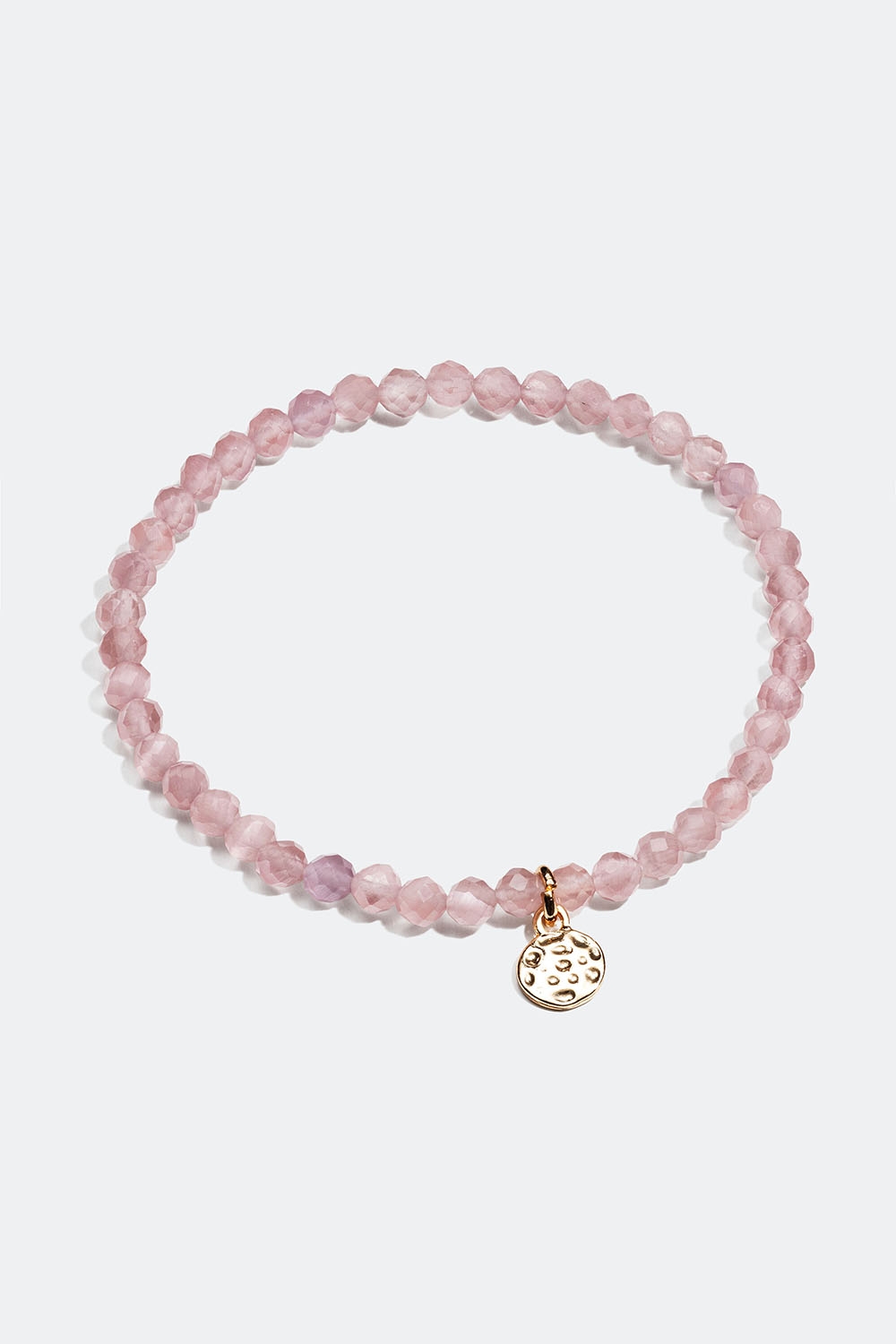 Elastisk armbånd med rosa glasperler og guldfarvet charme i gruppen Smykker / Armbånd / Tynde hos Glitter (251001046502)